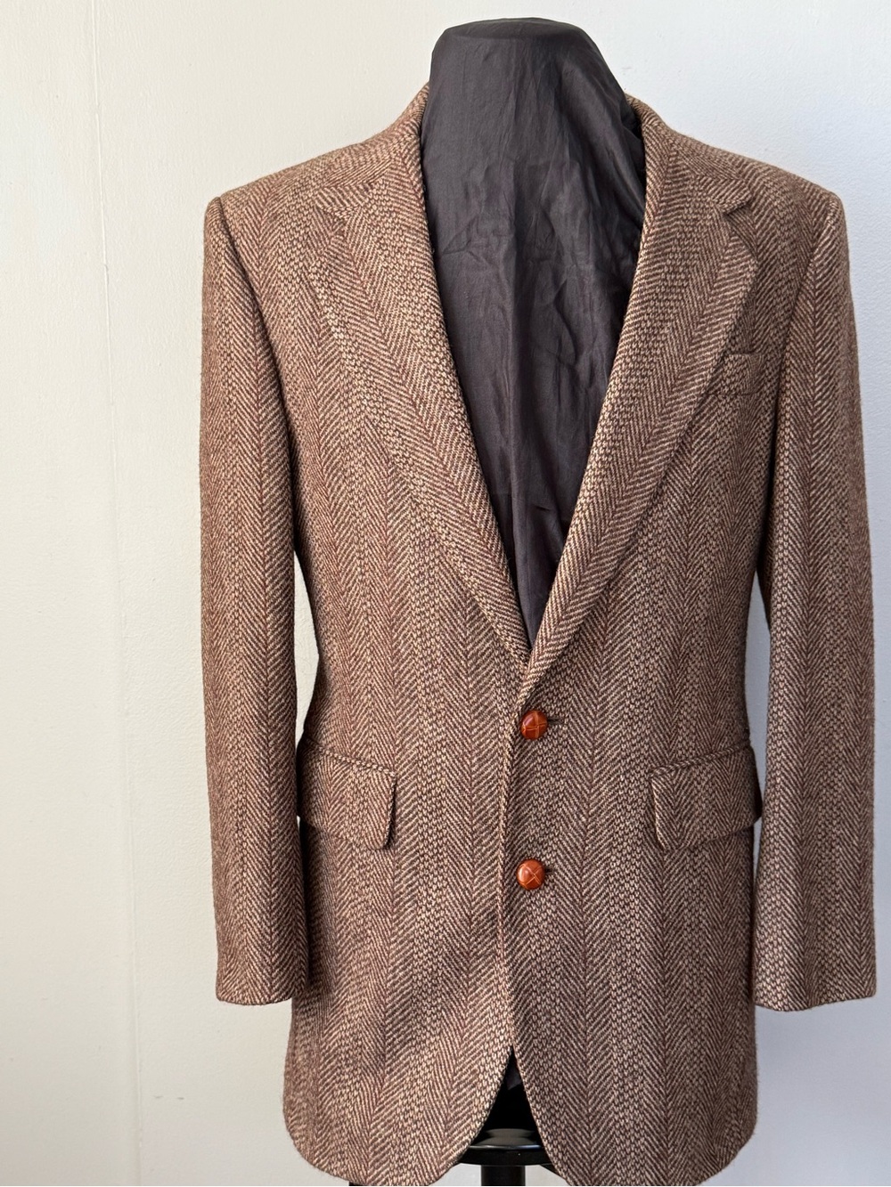 Vintage Jordache Men’s 38R Brown Herringbone Tweed Blazer Sport Coat